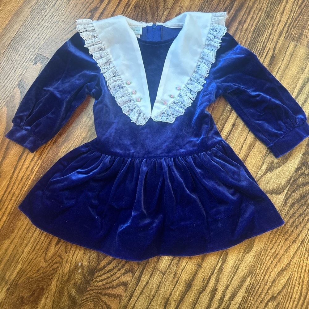 Vintage Rare Editions Blue Velvet Holiday Dress Lace Collar Girls 2T